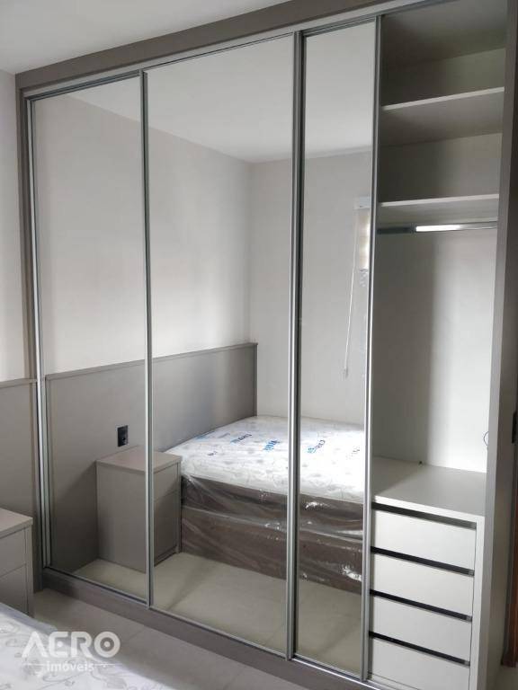 Apartamento para alugar com 1 quarto, 42m² - Foto 10