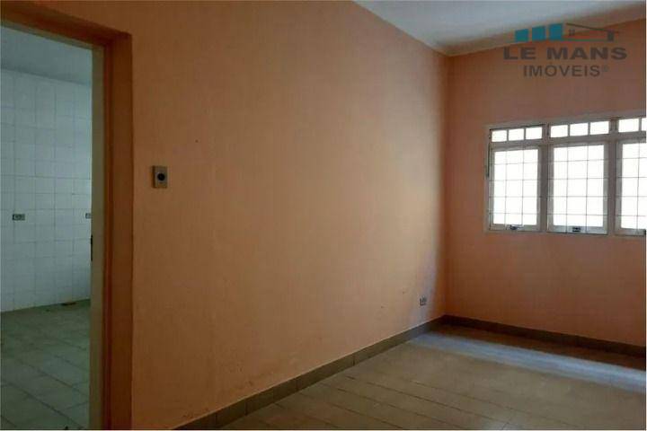 Casa para alugar com 3 quartos, 270m² - Foto 20