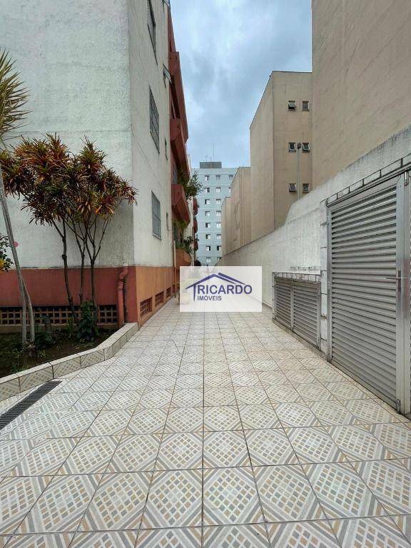 Apartamento à venda com 2 quartos, 82m² - Foto 4