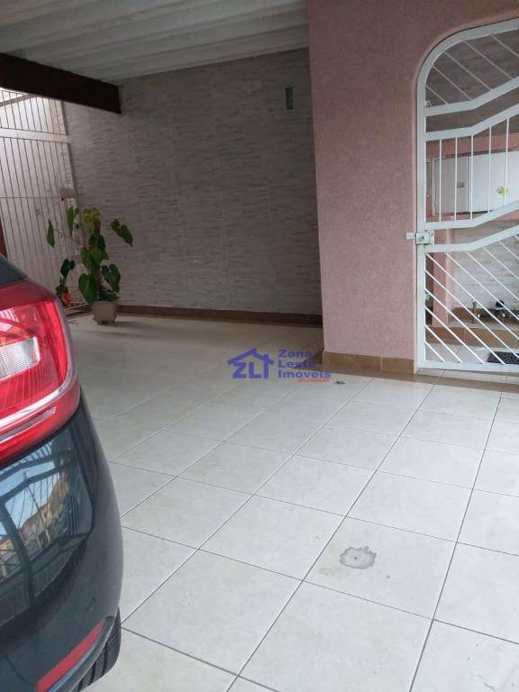 Sobrado à venda com 3 quartos, 290m² - Foto 3