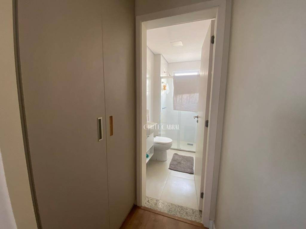 Apartamento à venda com 3 quartos, 107m² - Foto 15