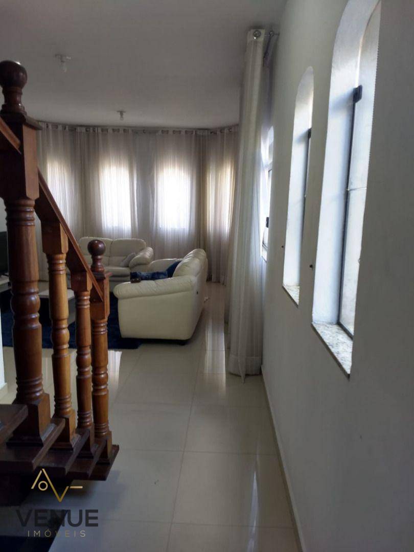 Sobrado à venda com 2 quartos, 150m² - Foto 11