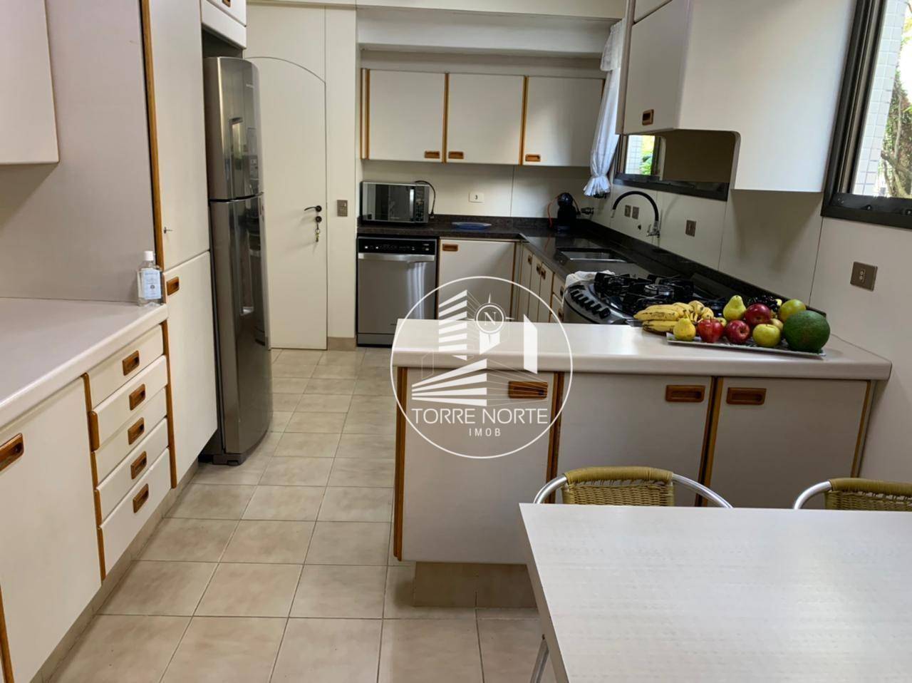 Apartamento à venda com 4 quartos, 267m² - Foto 20