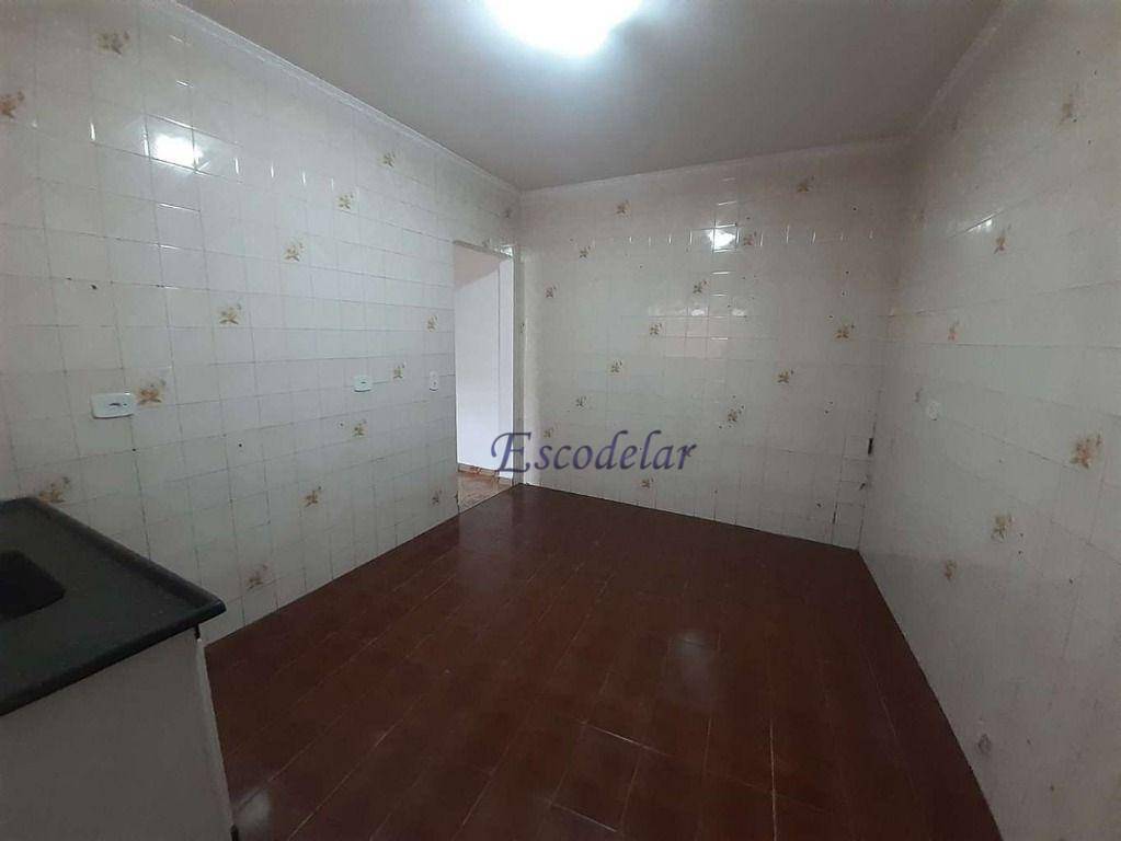 Casa à venda com 4 quartos, 200m² - Foto 18