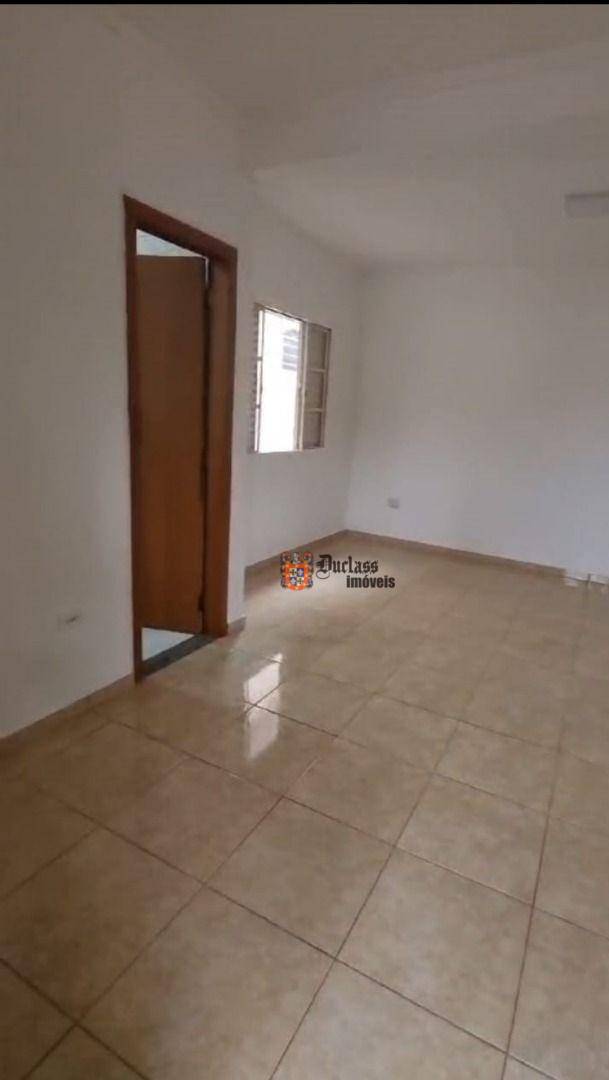 Sobrado à venda com 4 quartos, 200m² - Foto 15