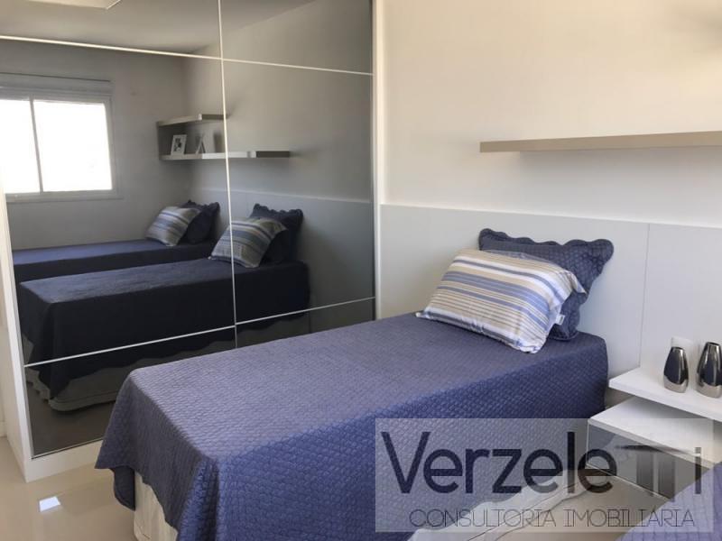 Apartamento à venda com 4 quartos, 150m² - Foto 18