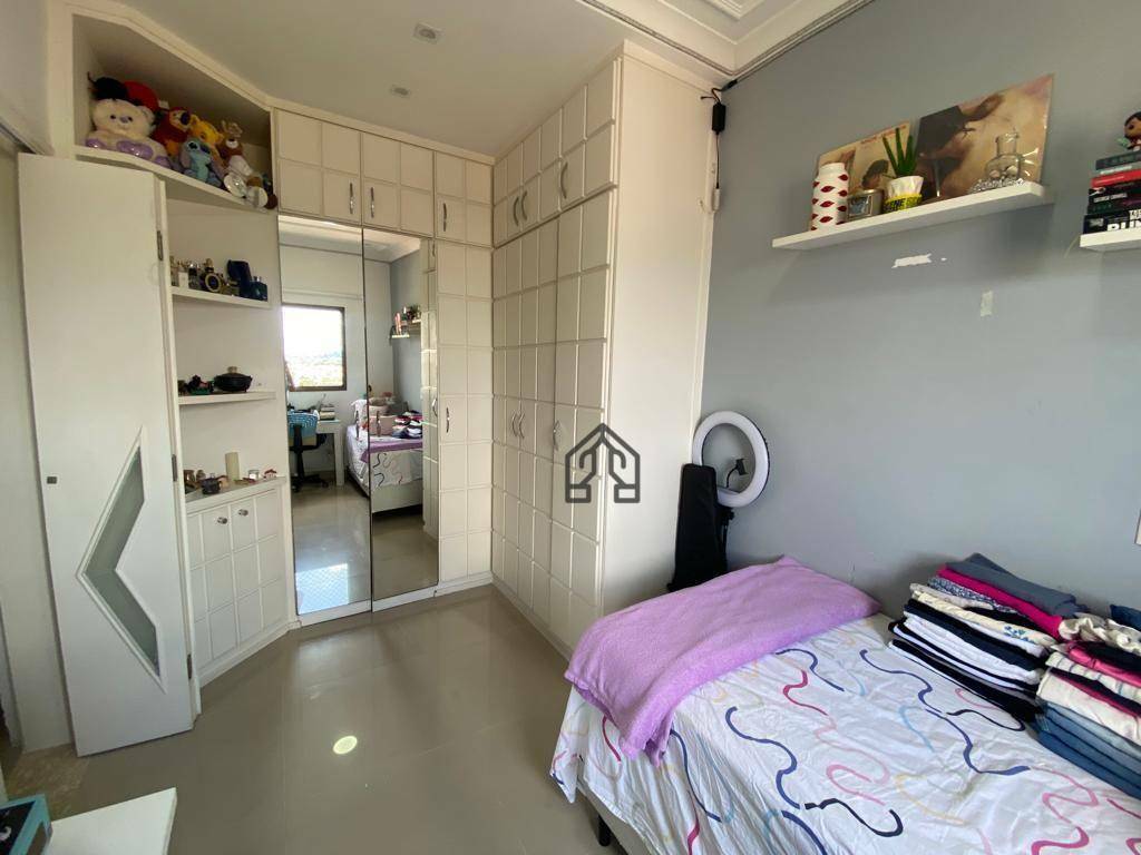 Apartamento à venda com 3 quartos, 129m² - Foto 17