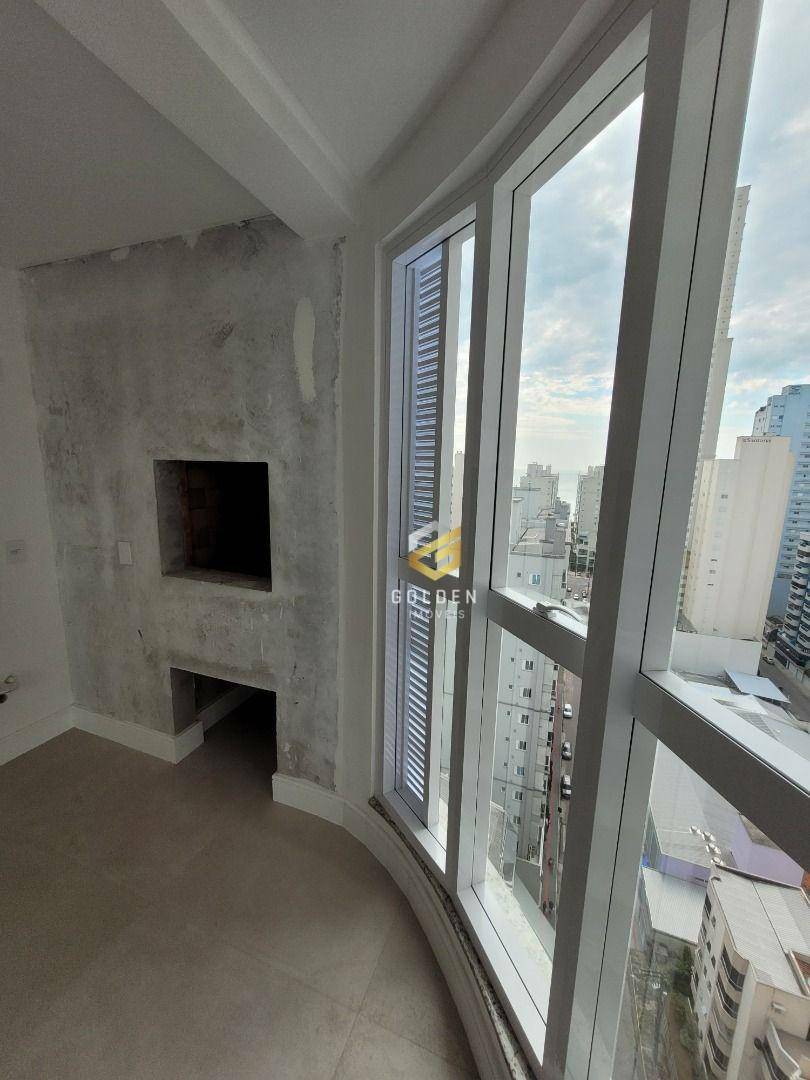 Apartamento à venda com 3 quartos, 147m² - Foto 5