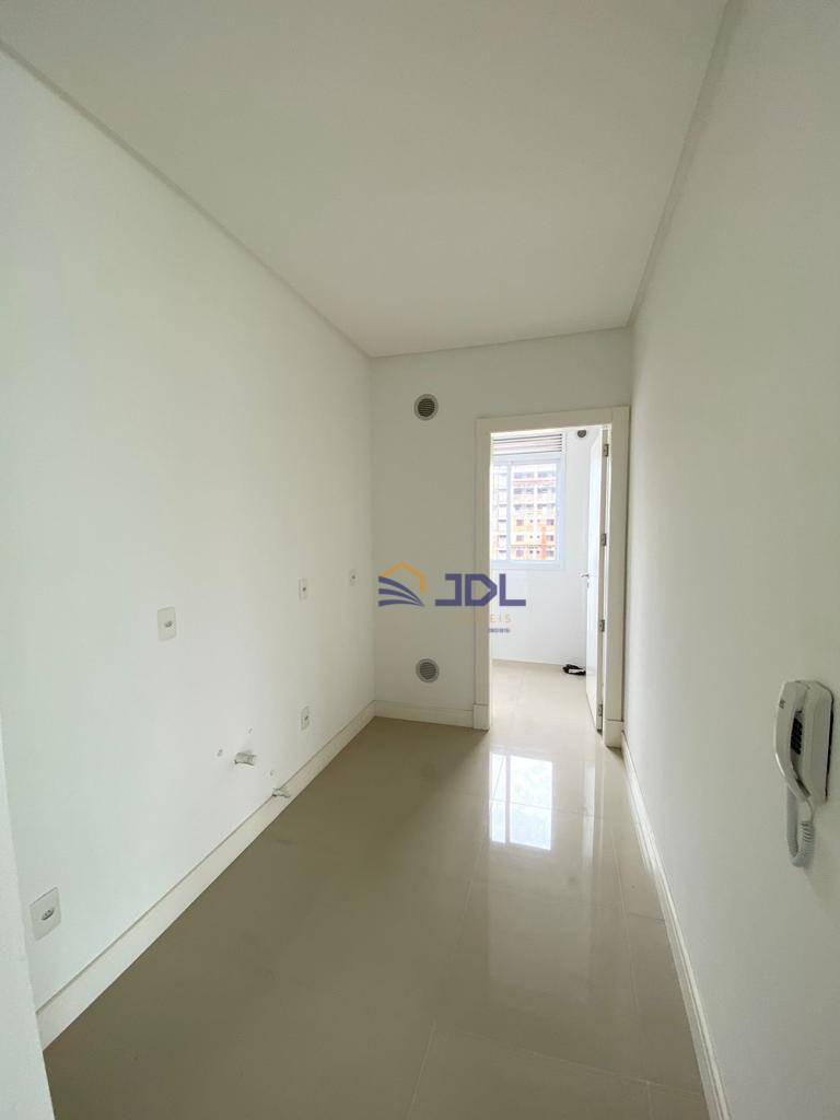 Apartamento à venda com 3 quartos, 100m² - Foto 9