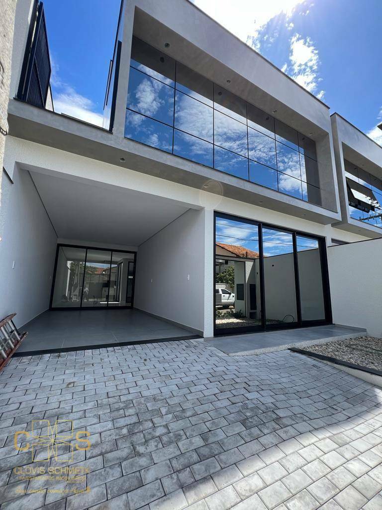 Sobrado à venda com 3 quartos, 165m² - Foto 2