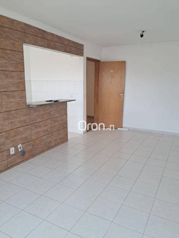 Apartamento à venda com 3 quartos, 74m² - Foto 1