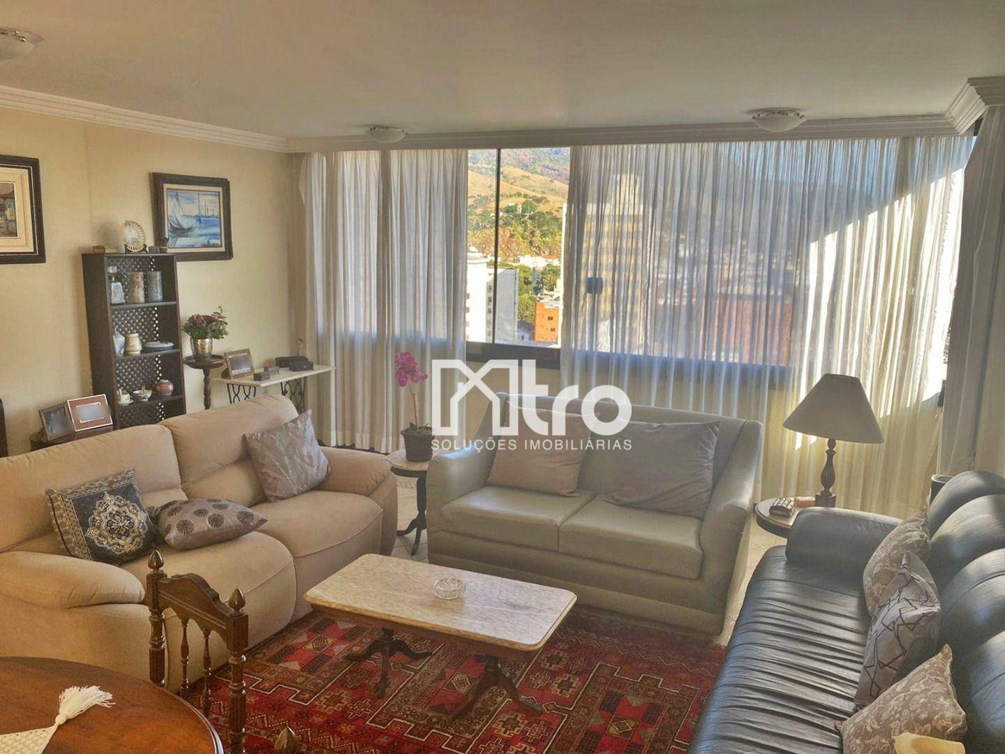 Apartamento à venda com 4 quartos, 180m² - Foto 5