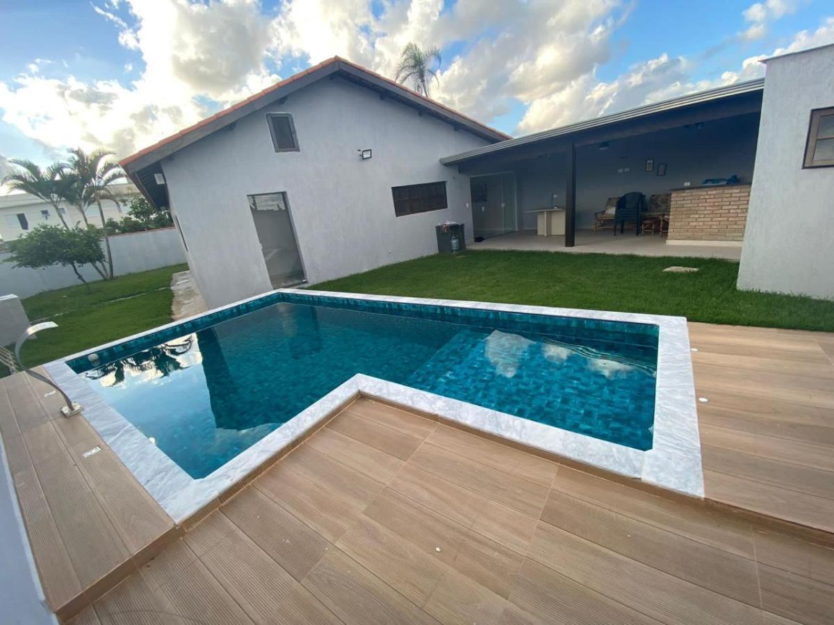 Casa à venda com 2 quartos, 400m² - Foto 1