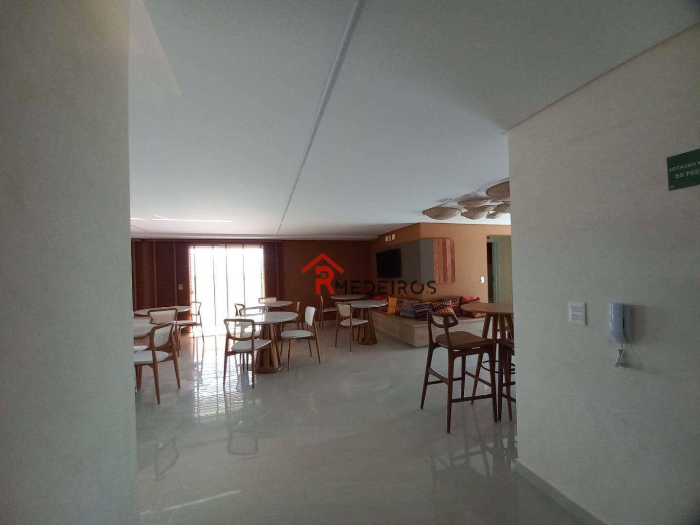 Apartamento à venda com 2 quartos, 77m² - Foto 44