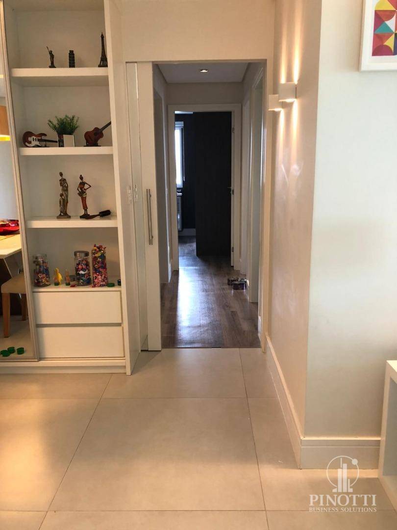 Apartamento à venda com 3 quartos, 106m² - Foto 13