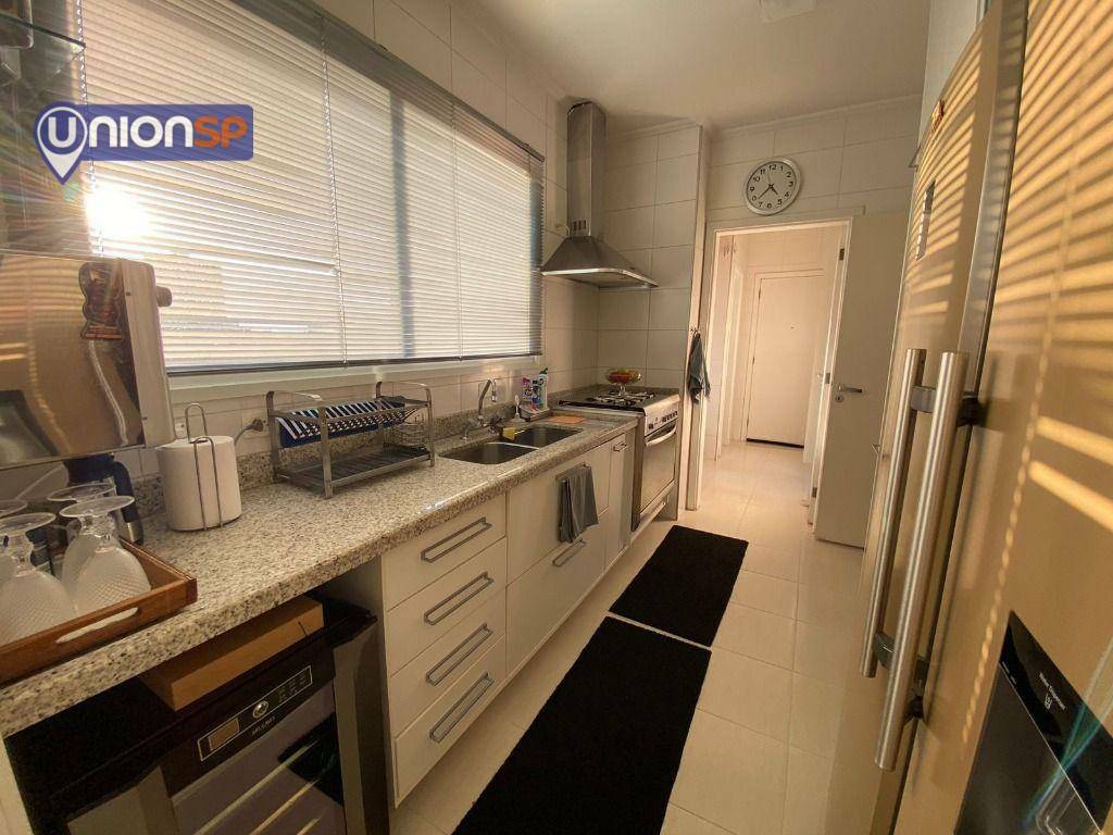 Apartamento à venda com 4 quartos, 162m² - Foto 20