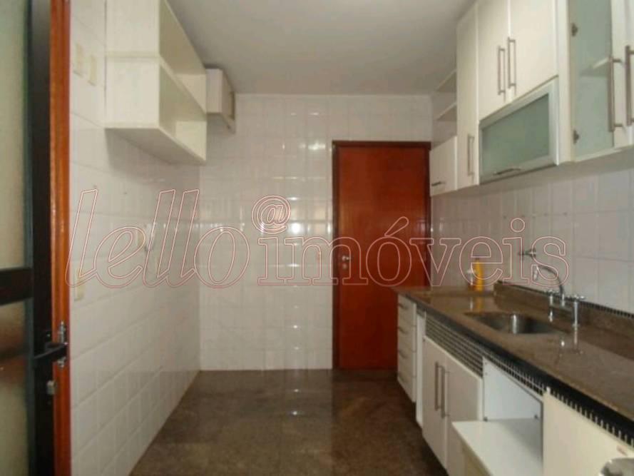 Apartamento para alugar com 3 quartos, 110m² - Foto 15