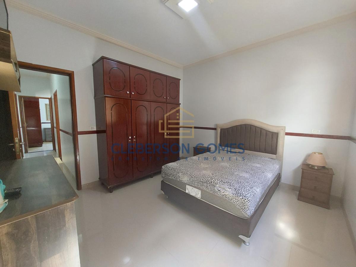 Casa à venda com 3 quartos, 360m² - Foto 32