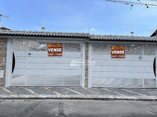 Casa à venda com 3 quartos, 100m² - Foto 1