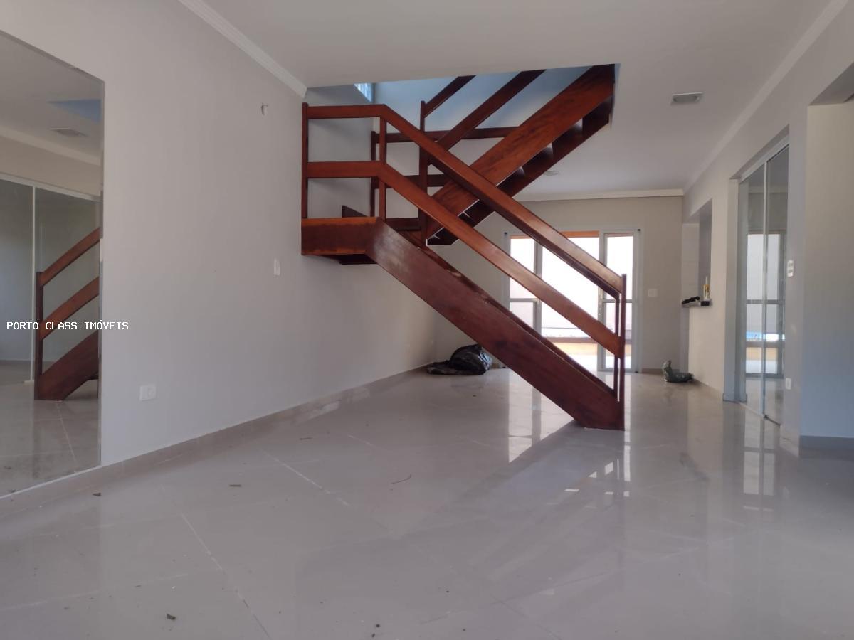 Sobrado à venda com 3 quartos, 300m² - Foto 11