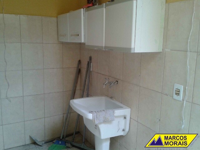 Casa à venda com 2 quartos, 90m² - Foto 23