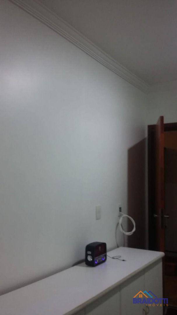 Apartamento à venda com 3 quartos, 90m² - Foto 19