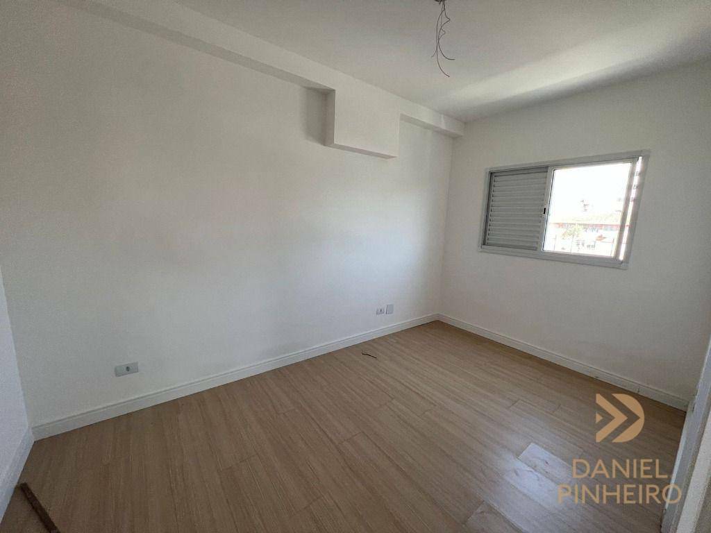 Apartamento à venda com 3 quartos, 117m² - Foto 18