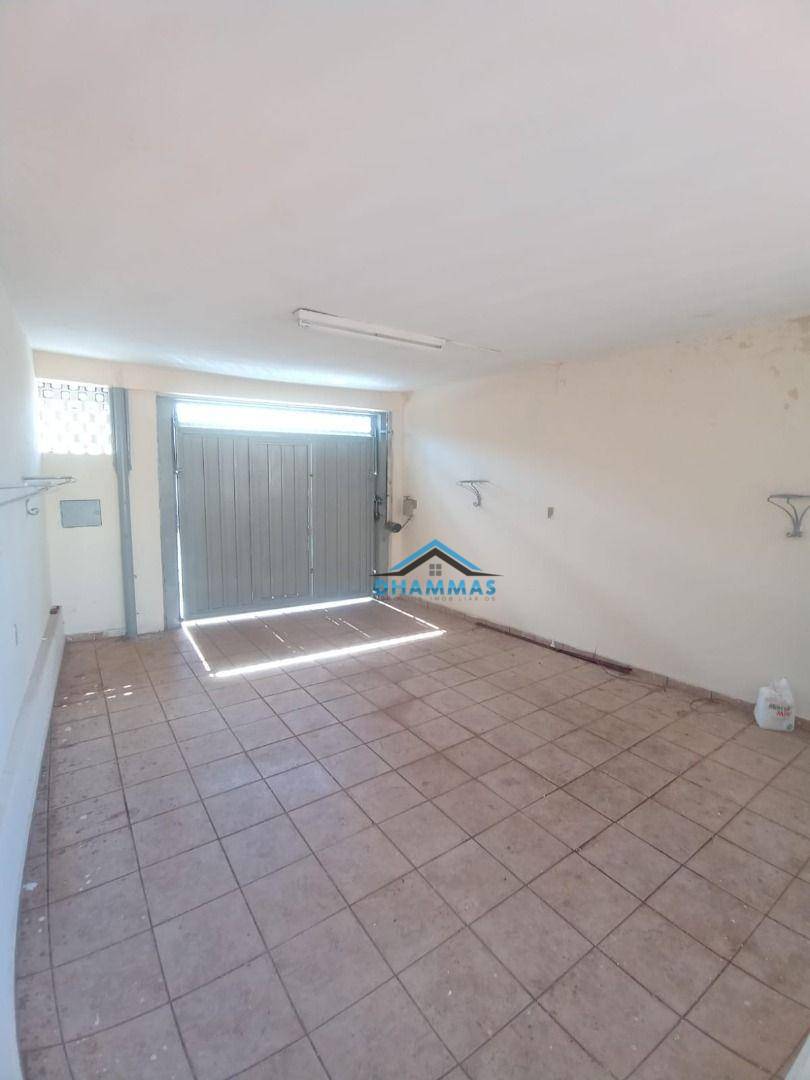 Casa à venda com 3 quartos, 240m² - Foto 19