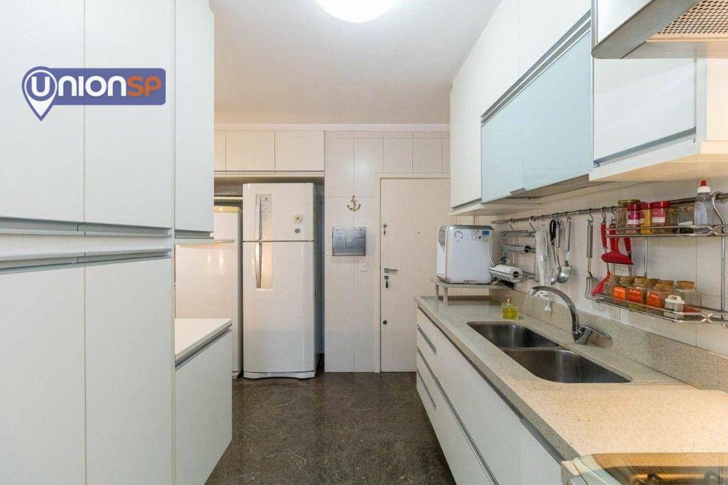 Apartamento à venda com 3 quartos, 140m² - Foto 12