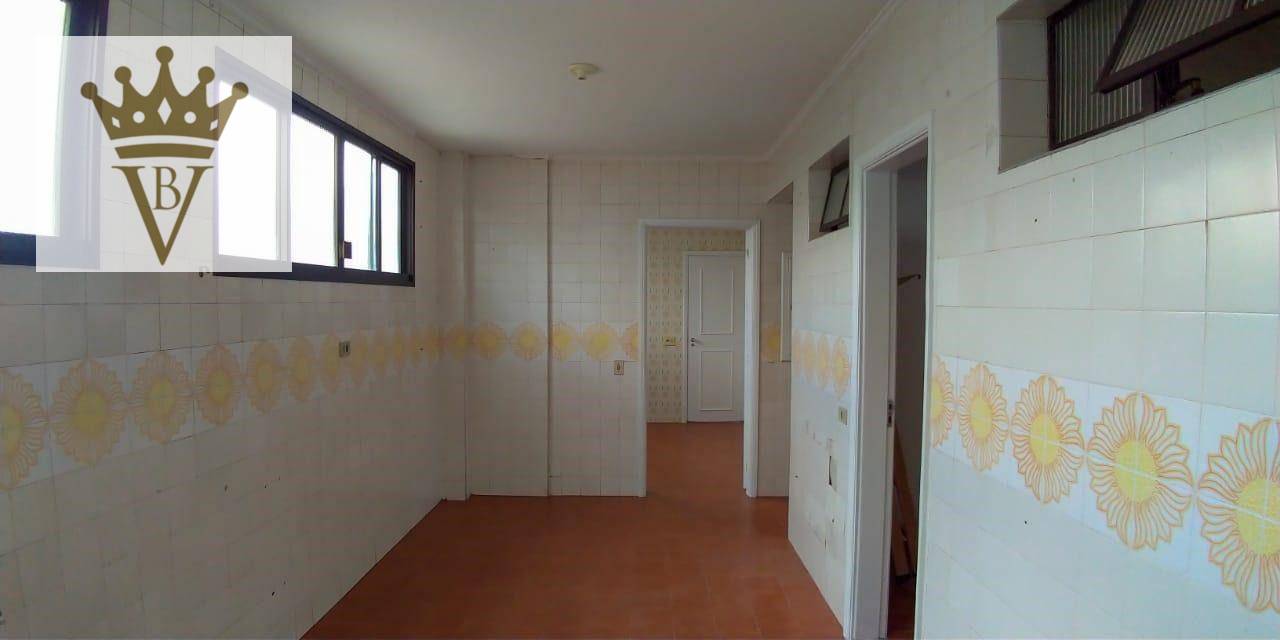 Apartamento à venda e aluguel com 3 quartos, 210m² - Foto 8