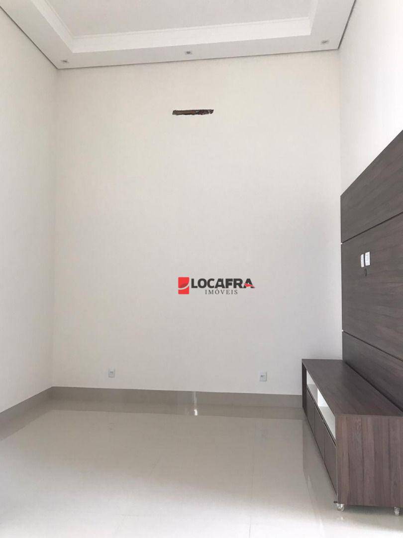 Casa de Condomínio à venda com 3 quartos, 191m² - Foto 4