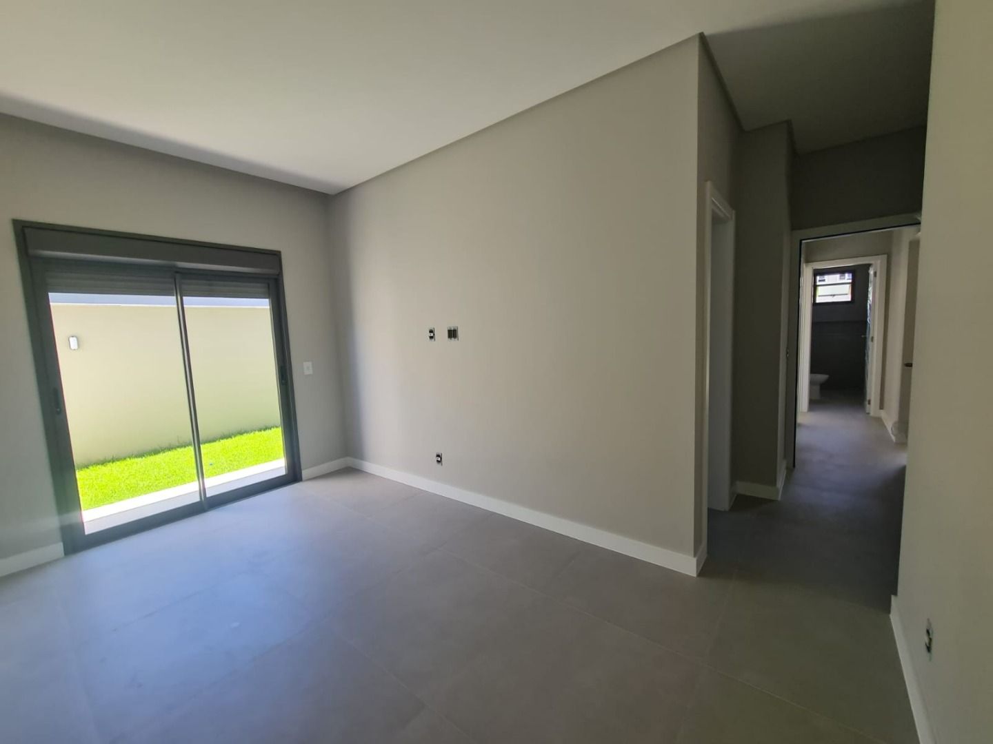 Apartamento à venda com 2 quartos, 68m² - Foto 5