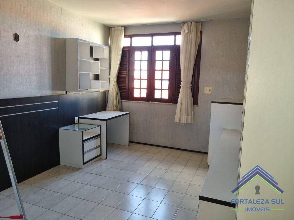 Casa à venda com 4 quartos, 281m² - Foto 16