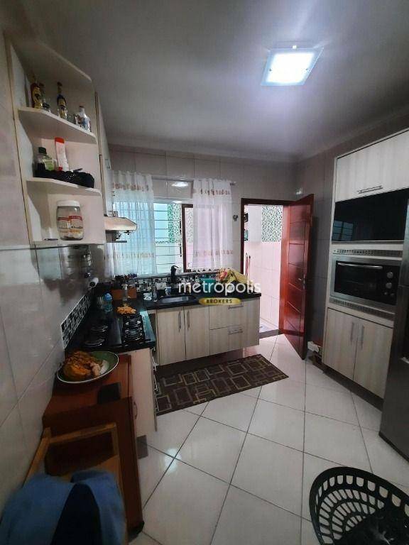 Sobrado à venda com 2 quartos, 100m² - Foto 1