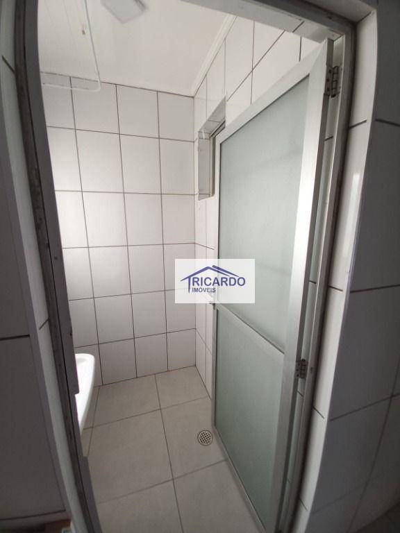 Apartamento à venda com 3 quartos, 68m² - Foto 18