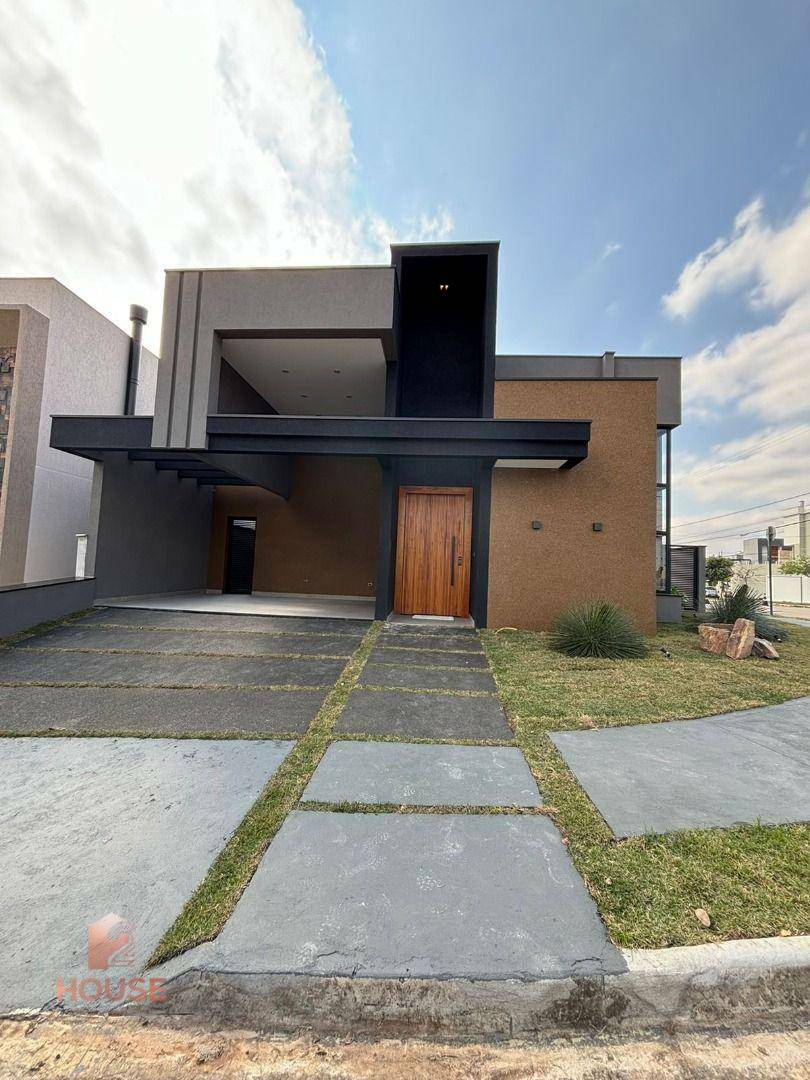 Casa de Condomínio à venda com 3 quartos, 160m² - Foto 1