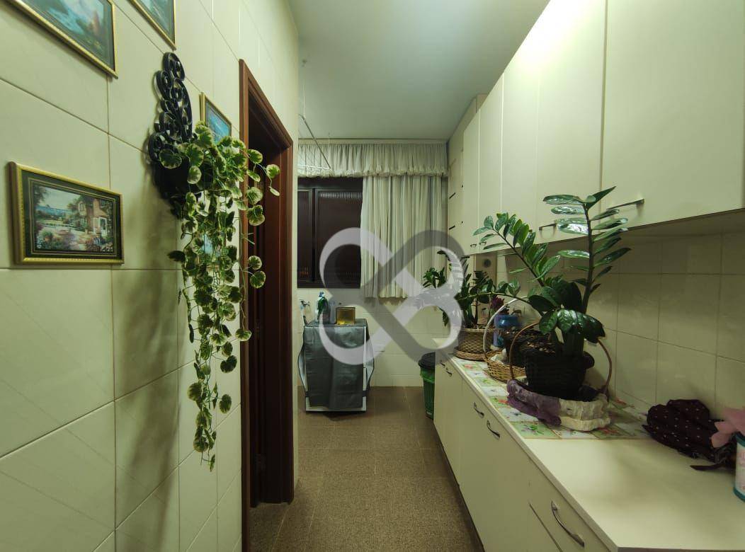 Apartamento à venda com 4 quartos, 193m² - Foto 21