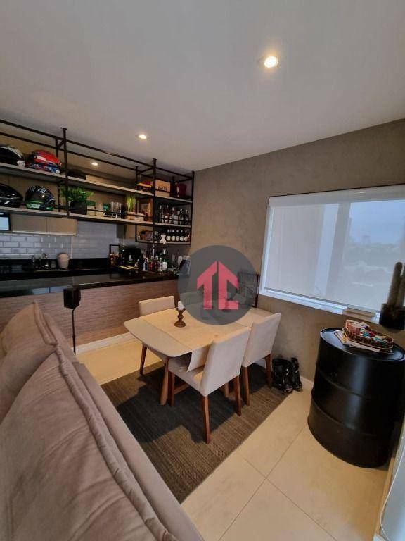 Apartamento à venda com 2 quartos, 67m² - Foto 10