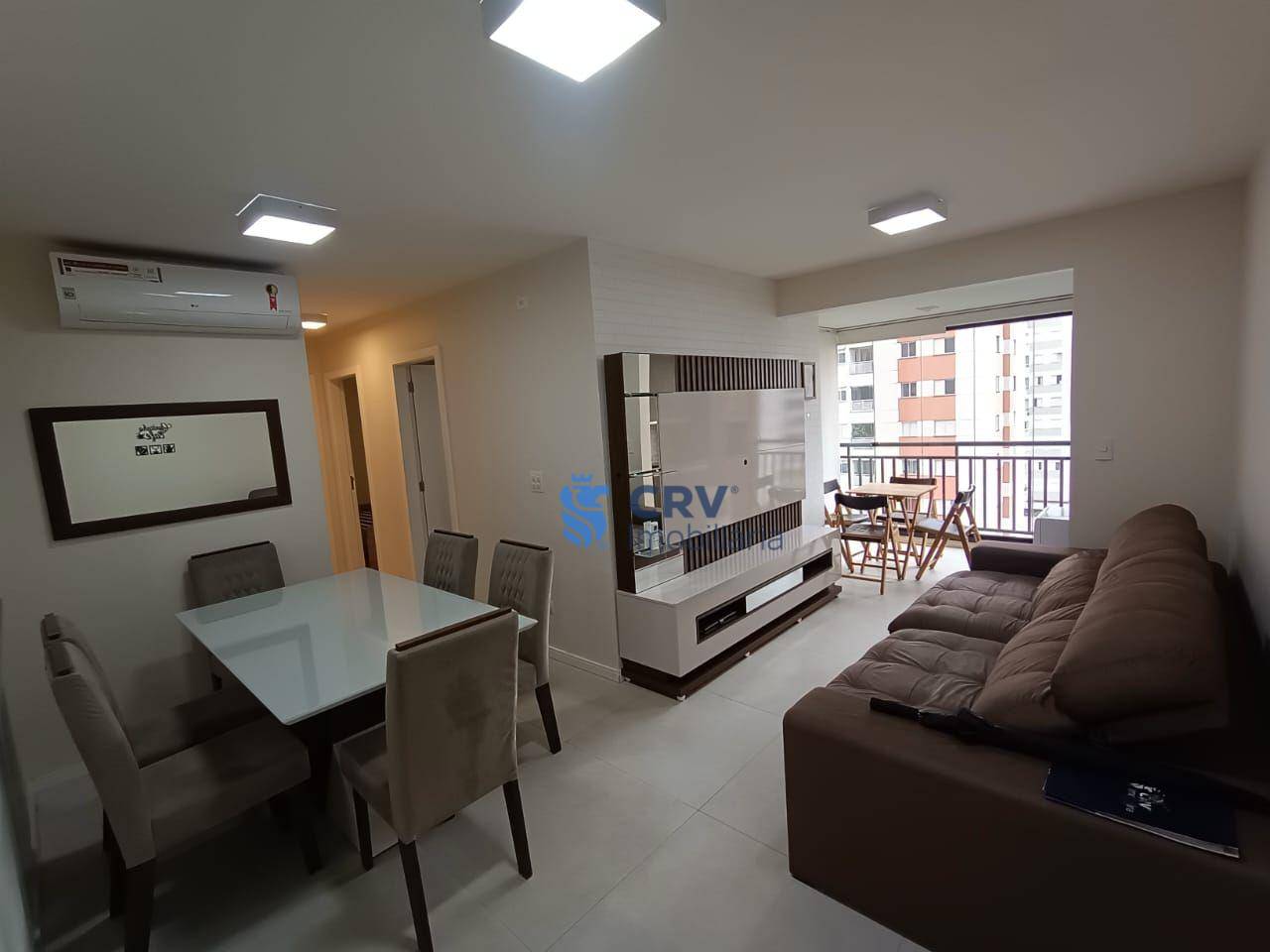 Apartamento à venda com 3 quartos, 77m² - Foto 1