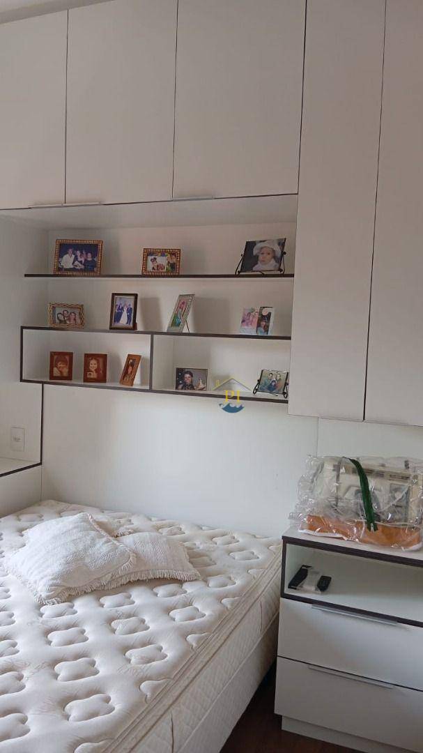 Casa à venda com 3 quartos, 4m² - Foto 12