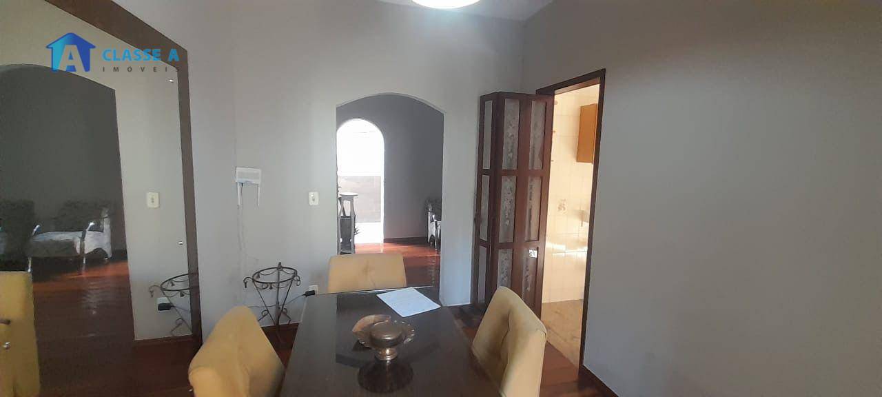 Apartamento à venda com 2 quartos, 62m² - Foto 1