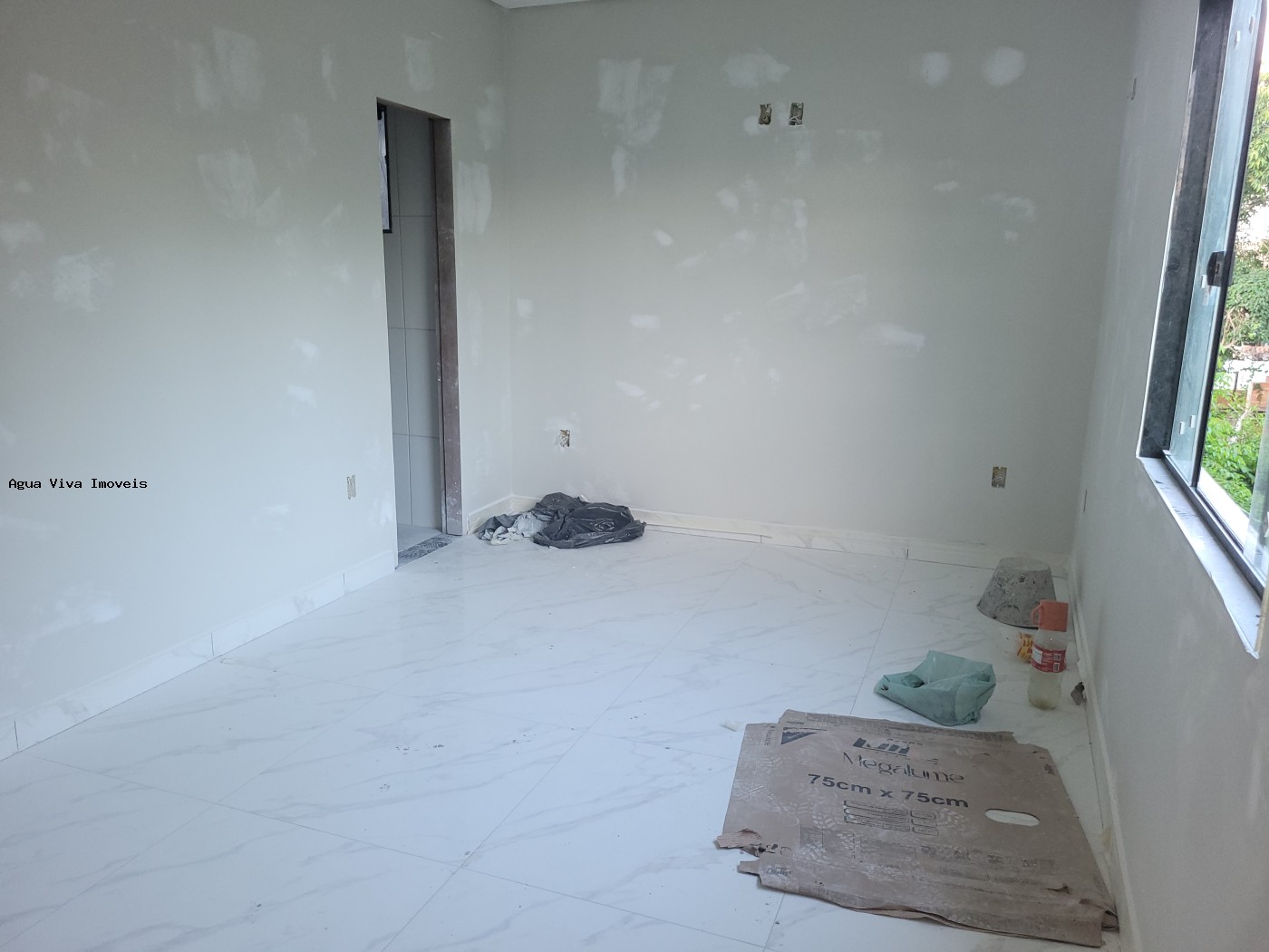 Casa à venda com 3 quartos, 200m² - Foto 10