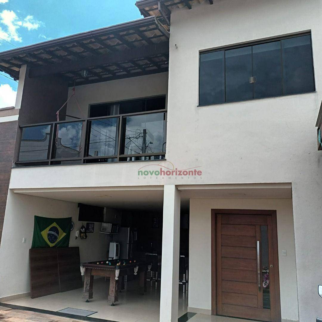 Casa, 3 quartos, 260 m² - Foto 1