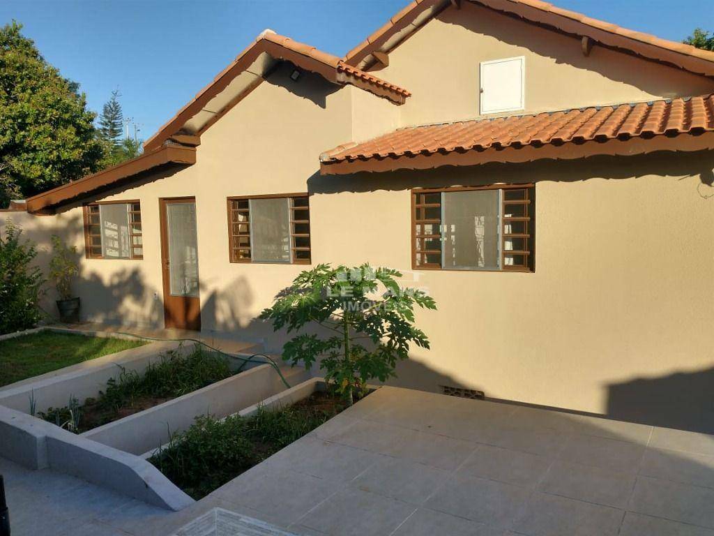 Chácara à venda com 3 quartos, 135m² - Foto 4