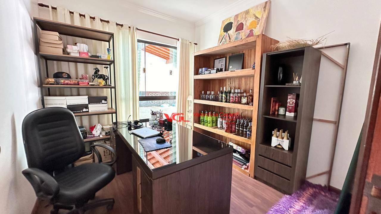 Sobrado à venda com 3 quartos, 330m² - Foto 24