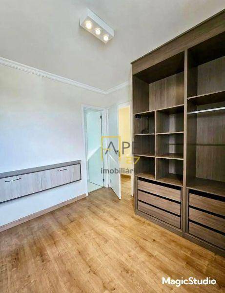 Apartamento para alugar com 3 quartos, 86m² - Foto 17