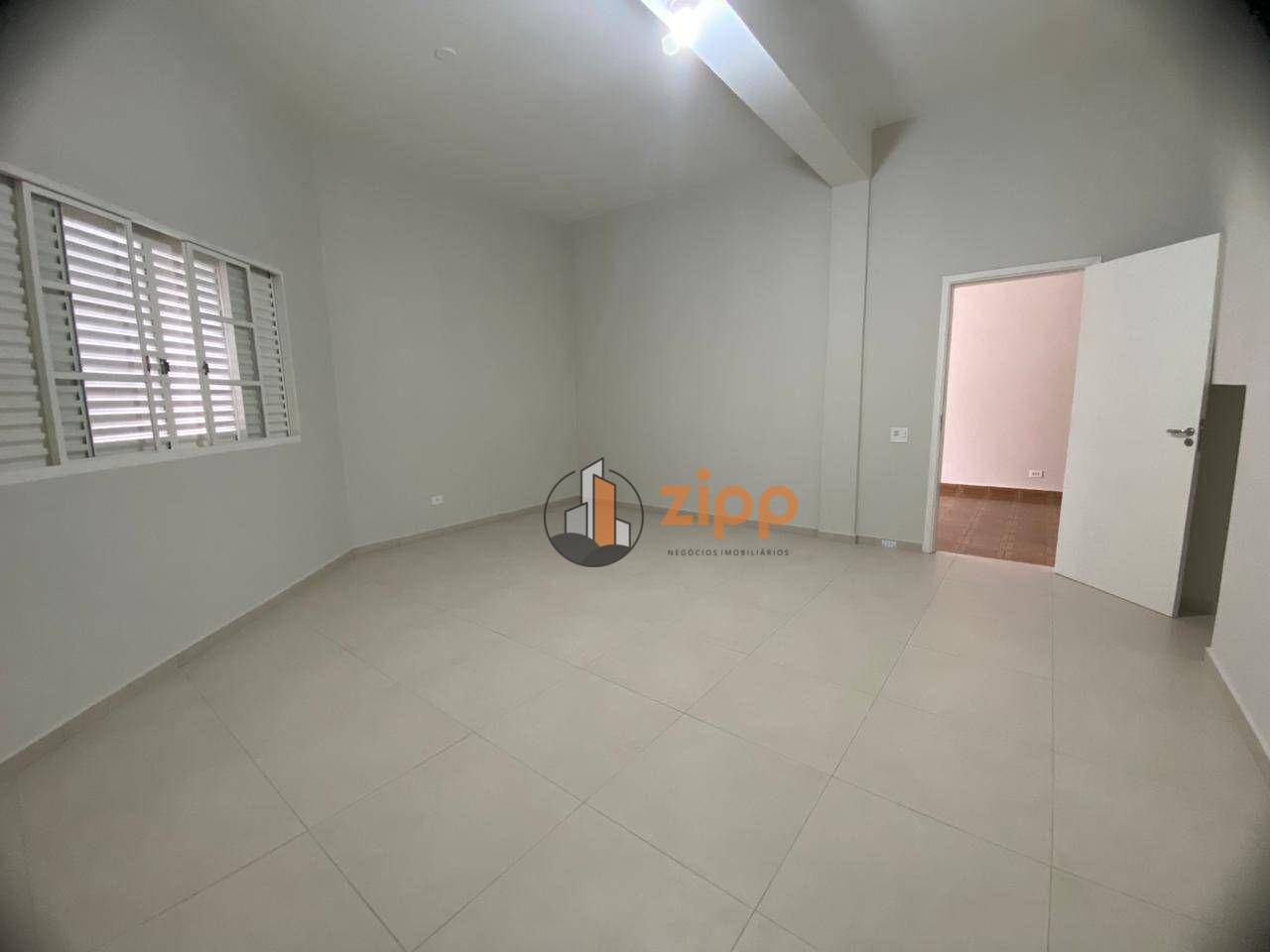 Casa para alugar com 2 quartos, 120m² - Foto 3