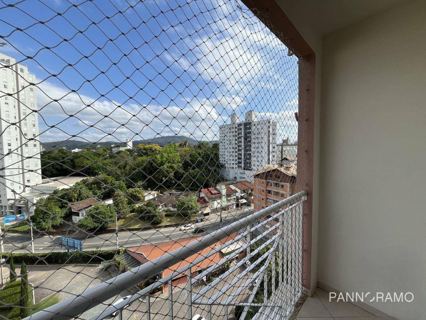 Apartamento para alugar com 2 quartos, 65m² - Foto 14