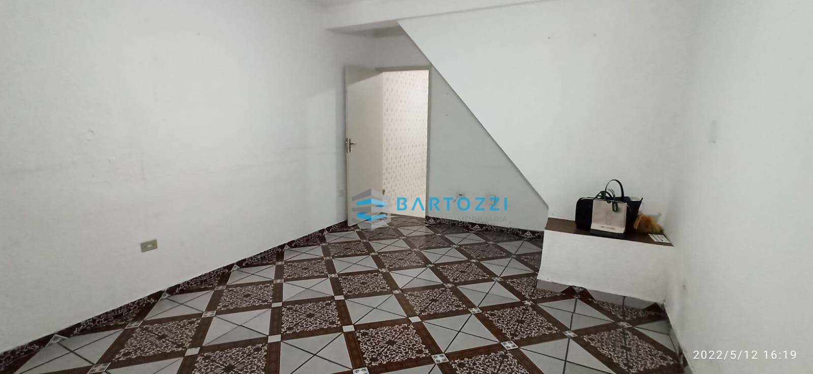 Casa para alugar com 1 quarto, 60M2 - Foto 4
