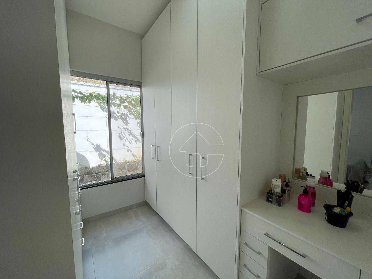 Casa à venda com 2 quartos, 160m² - Foto 10